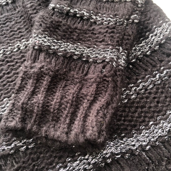 Kismet black and sparkly silver sweater for those cool spring mornings,. Large - Picture 7 of 9